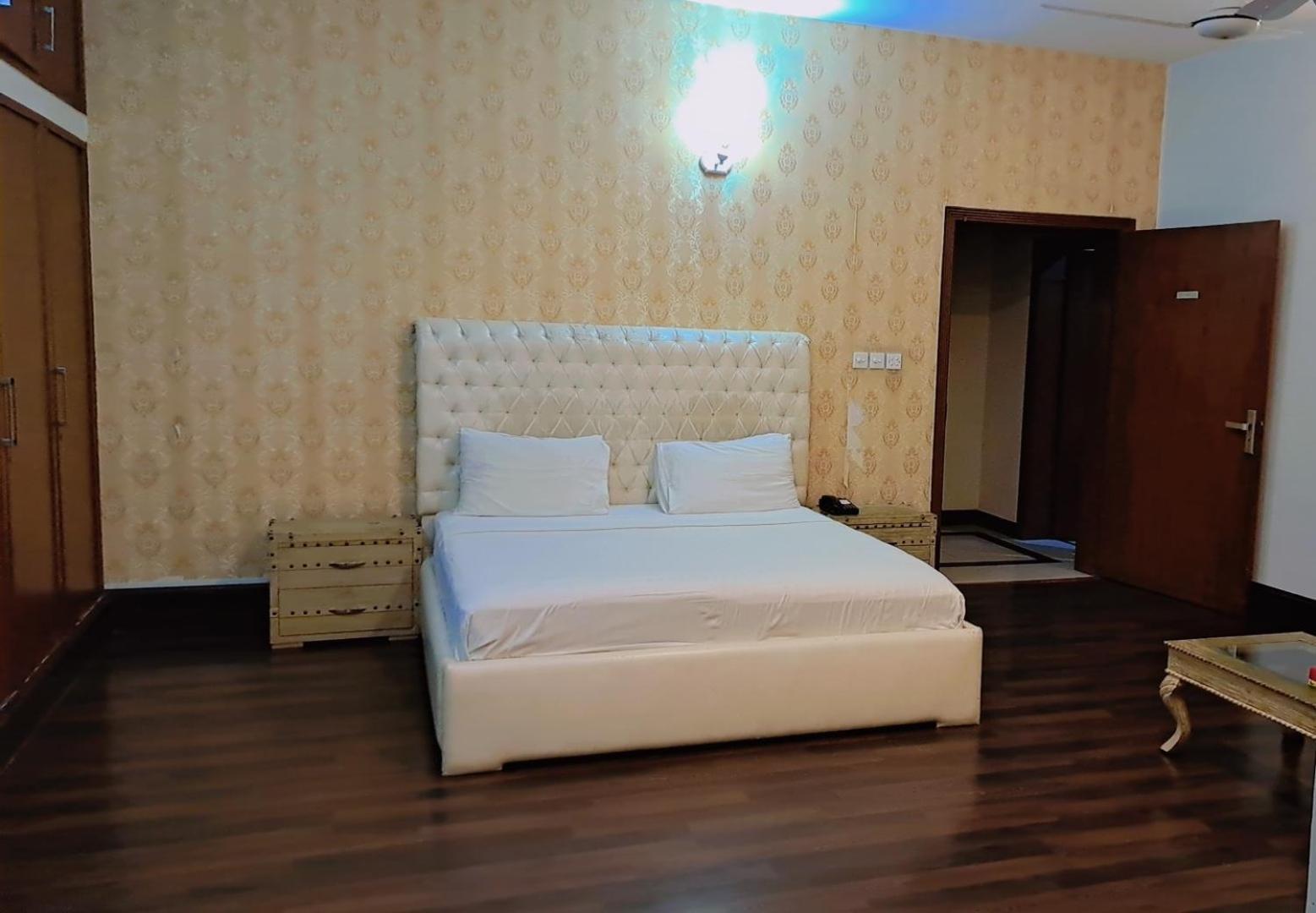 איסלמאבד Royal Grace Guest House מראה חיצוני תמונה