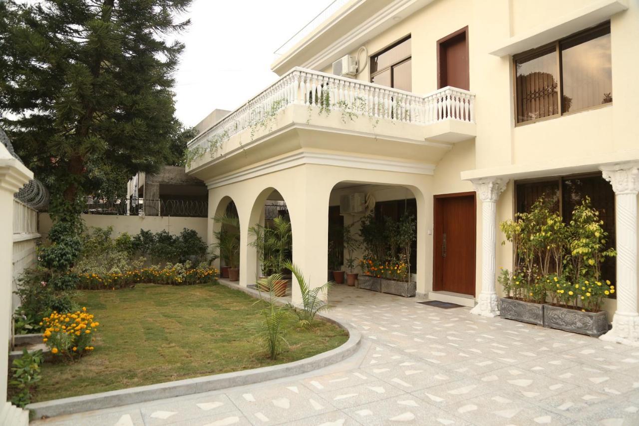 איסלמאבד Royal Grace Guest House מראה חיצוני תמונה